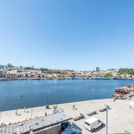Street Fonte Taurina - Riverfront (adults Only) 2* Порту