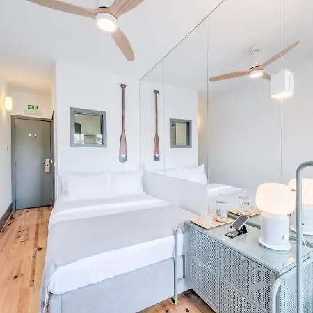 Street Fonte Taurina - Riverfront (adults Only) Гостьовий будинок 2*